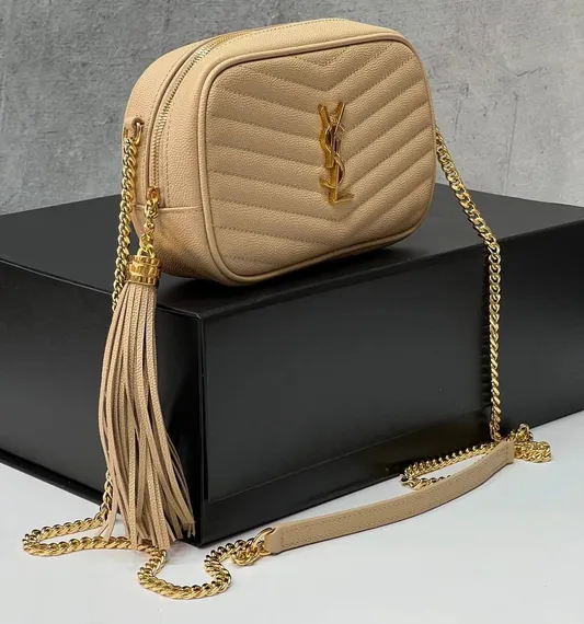 Мини-сумка Saint Laurent Lou из стеганой кожи Grain De Poudre с тиснением бежевый