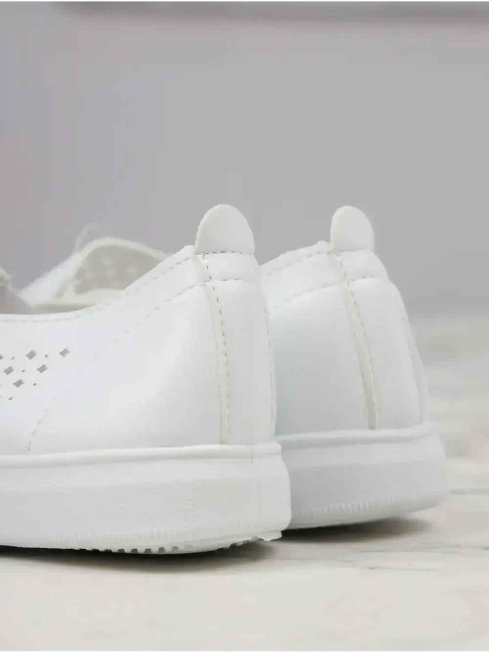 Мокасины летние с перфорацией