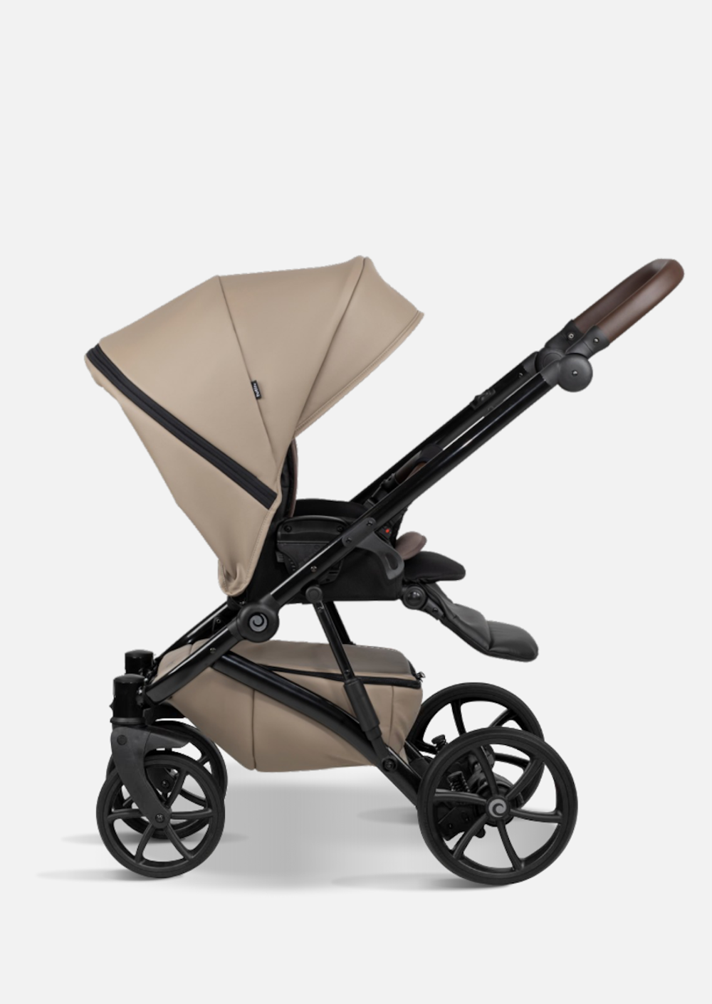 Tutis Коляска 2 в 1 VIVA 5+ Leather Cappuccino