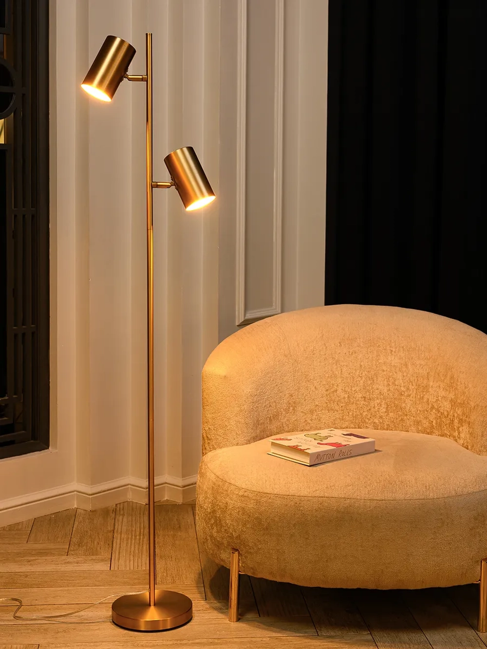 Торшер напольный современный с двумя плафонами