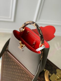 Louis Vuitton Capucines BB