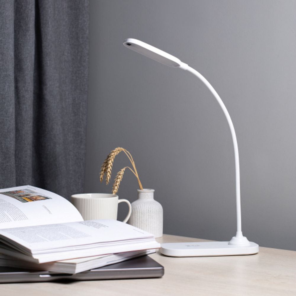 Настольный светильник ЭРА NLED-524-6W-W светодиодный аккумуляторный белый