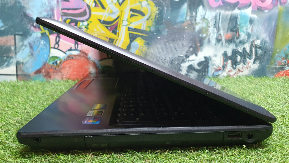 Ноутбук lenovo i3/4Gb/GT 630M 2Gb