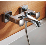 СМЕСИТЕЛЬ ДЛЯ ВАННЫ С КОРОТКИМ ИЗЛИВОМ БЕЗ АКСЕССУАРОВ BRAVAT WHIRLPOOL F678112C-01