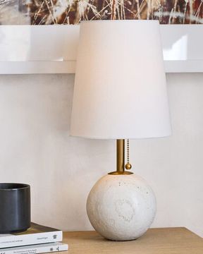 Настольная лампа “Бетани”