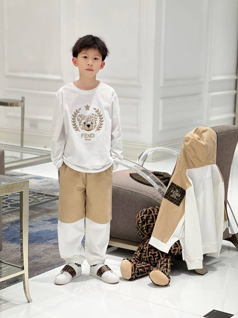 Костюм Fendi