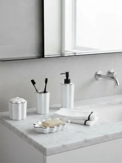 Банка для хранения camellia, белая