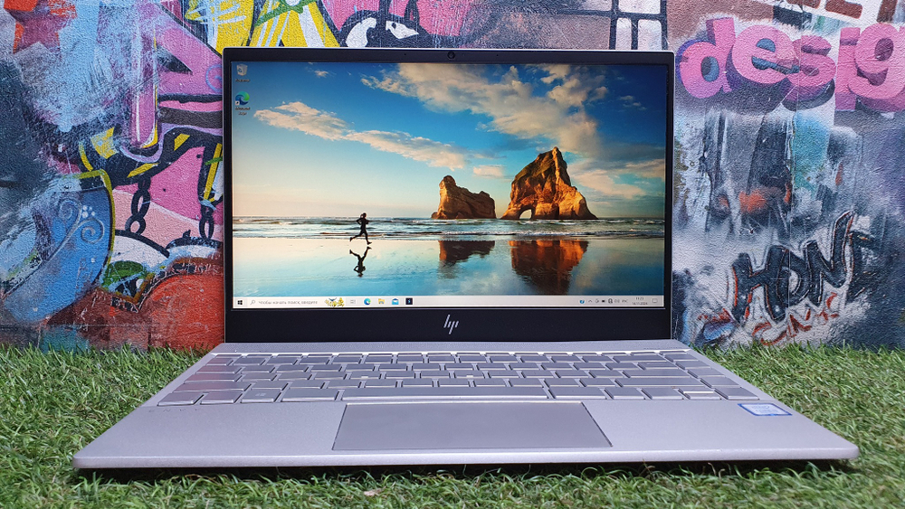 Ноутбук HP i5-8/8Gb/FHD