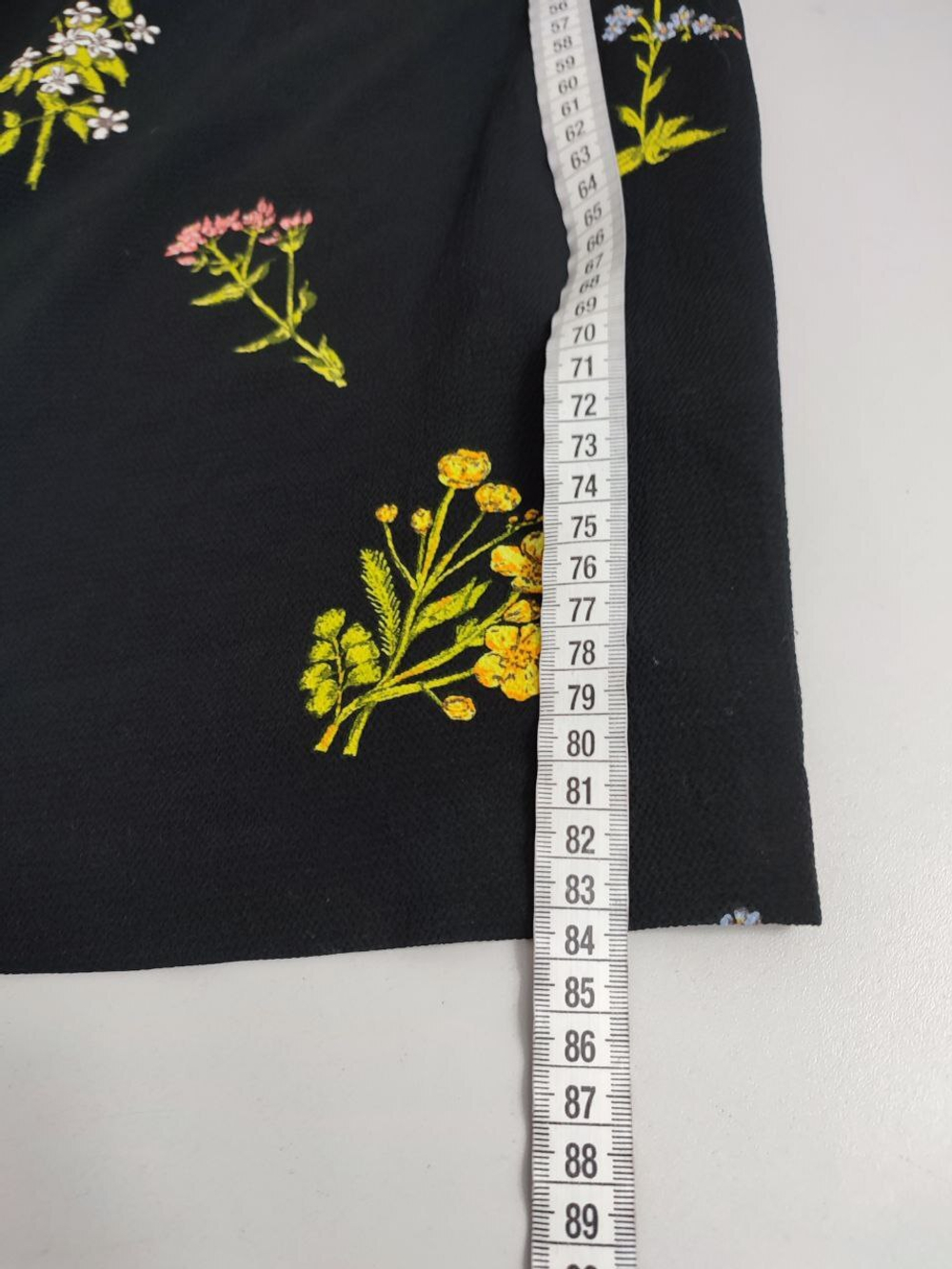 Платье с цветами 42 размер