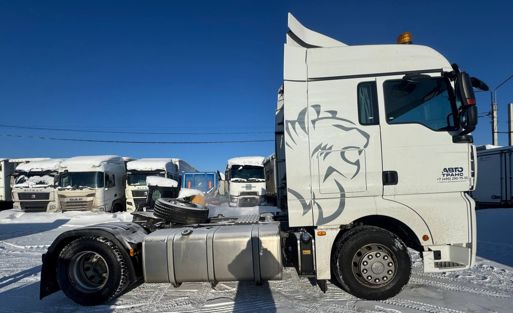SITRAK C7H 4x2 Седельный тягач ZZ4186V361HE (Дизельный, 12,4 л, 480 л.с., АТ)