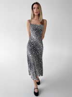 Платье-комбинация Dream Moda на лямках леопардовый принт