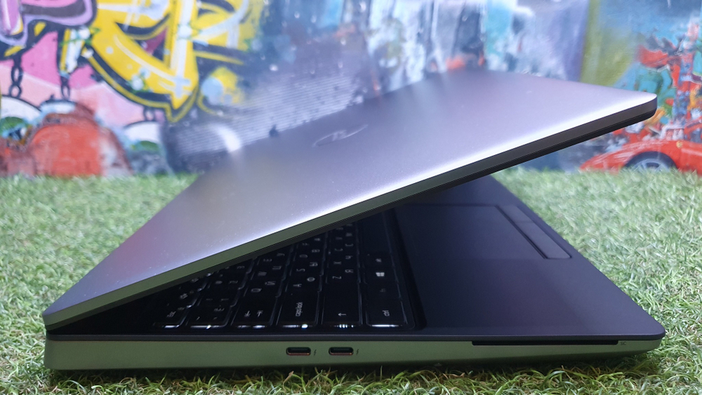 Ноутбук Dell i7-11/32Gb/T1200 -Gb/FHD/Precision 7560 [7560-7302]/Windows 10