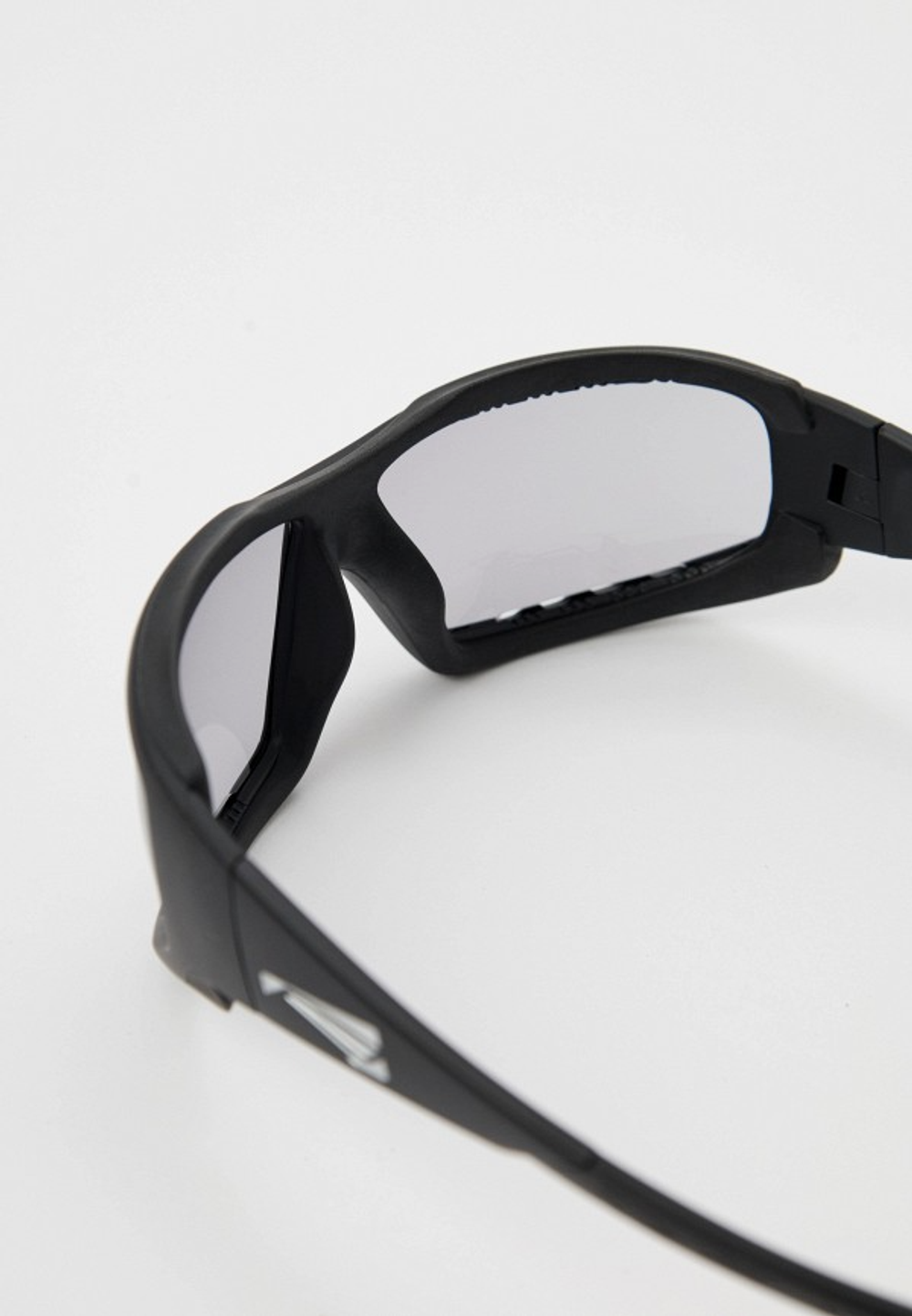 Спортивные очки LiP Typhoon / Matt Black - Black / NXT / PU Photochromic / Smoke Lens