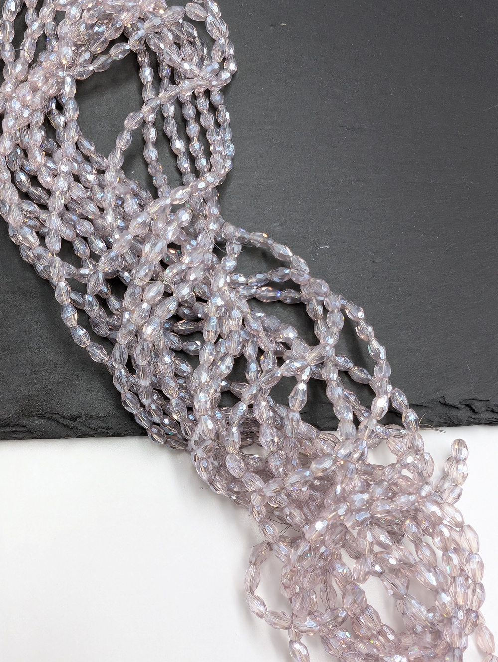 Бусины стеклянные рис 5.5*3.5мм, лиловый