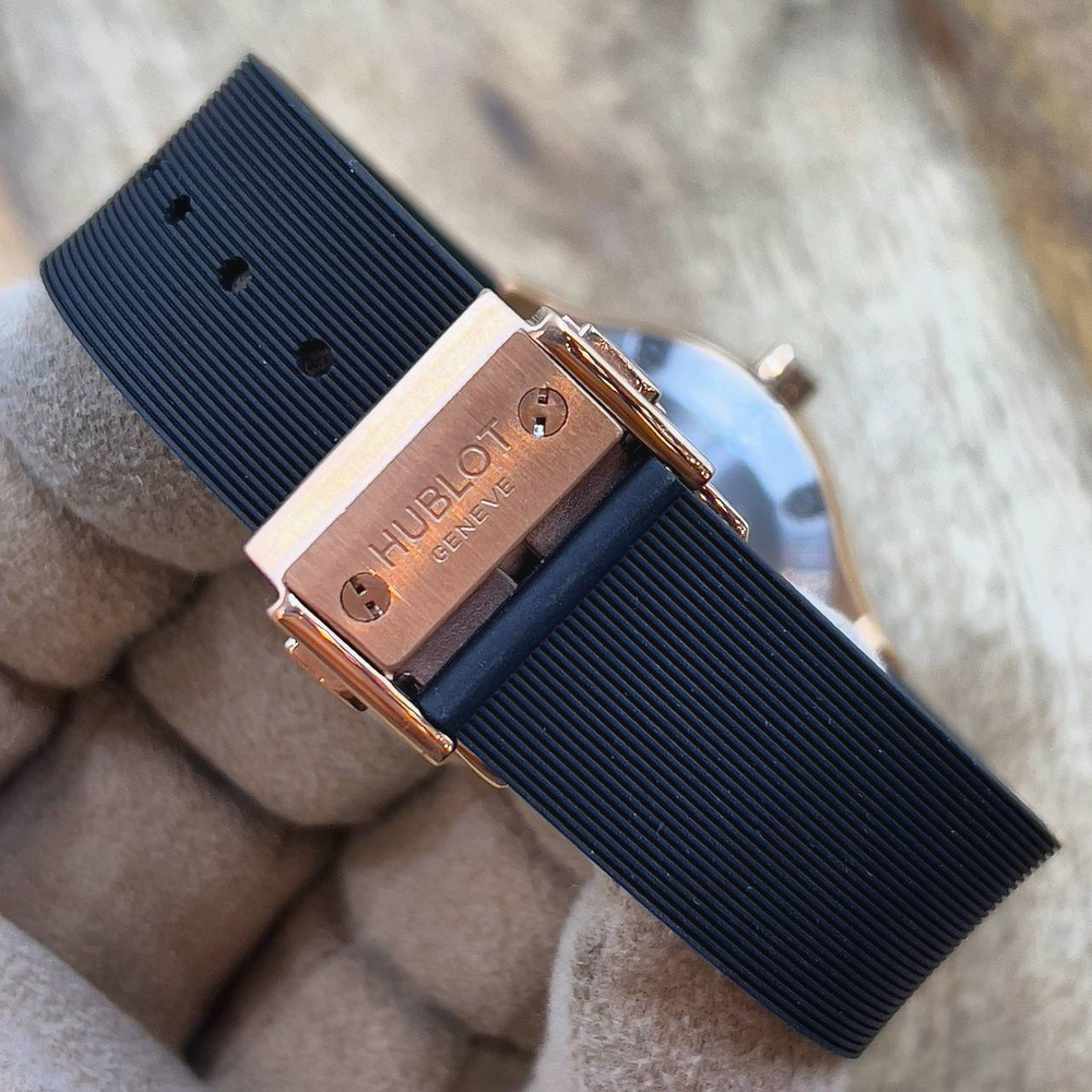 Часы Hublot