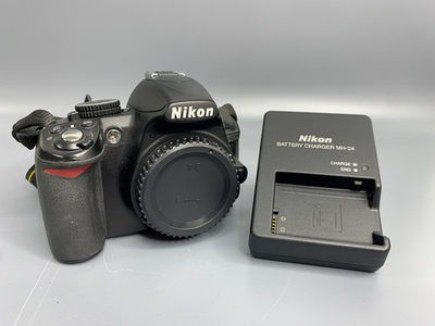 Nikon D3100 32.300 кадров