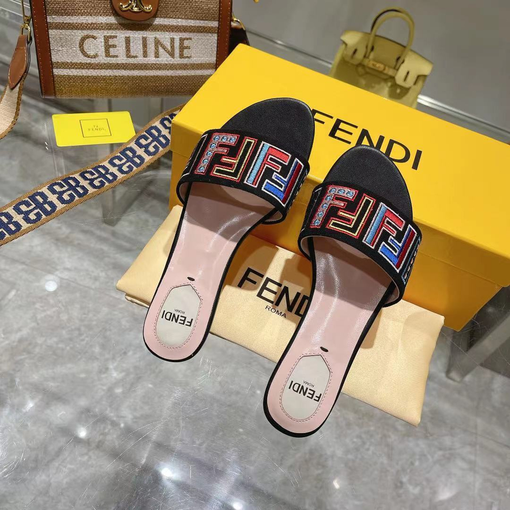Fendi Signature Slides