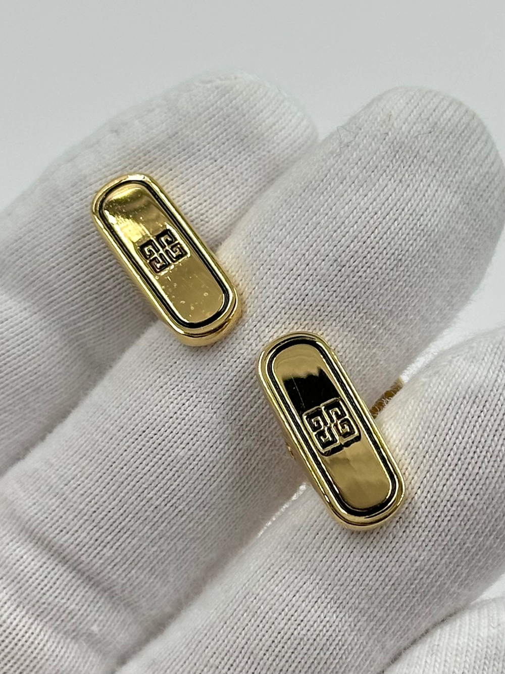 Запонки биколор Givenchy