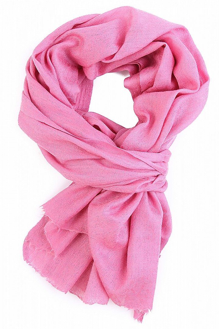 Палантин материал Кашемир 100% с потайным рисунком Ромбики цвет малиновый 190х70 см.