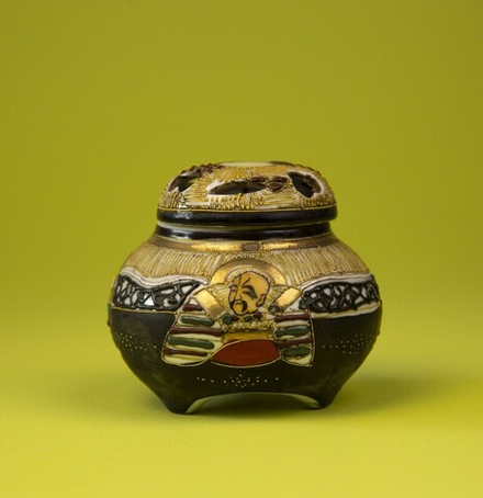 Шкатулка — курильница в стиле Сацума