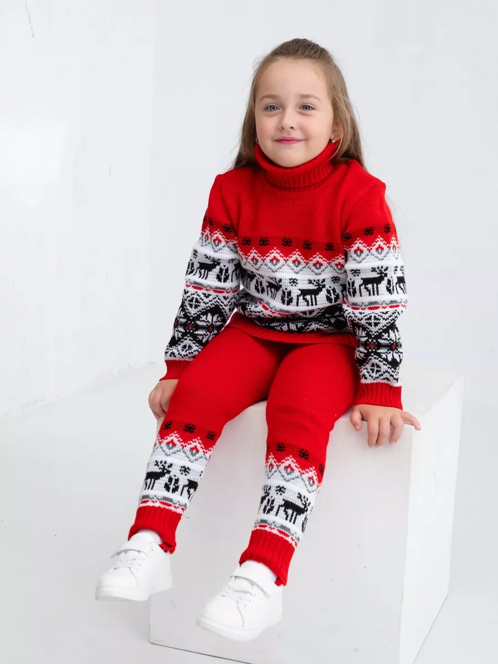 Свитер вязаный с горлом