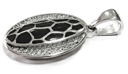 Ювелирная подвеска из серебра с эмалью и фианитами