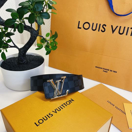 Louis Vuitton Кожаный двухсторонний ремень