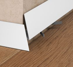 Щелевой плинтус Pro Design Corner 570 анодированный, 2600x15,5x35 мм