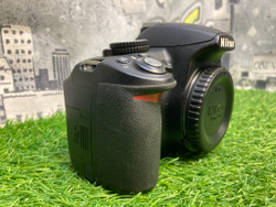 Nikon D3100 kit 18-55mm