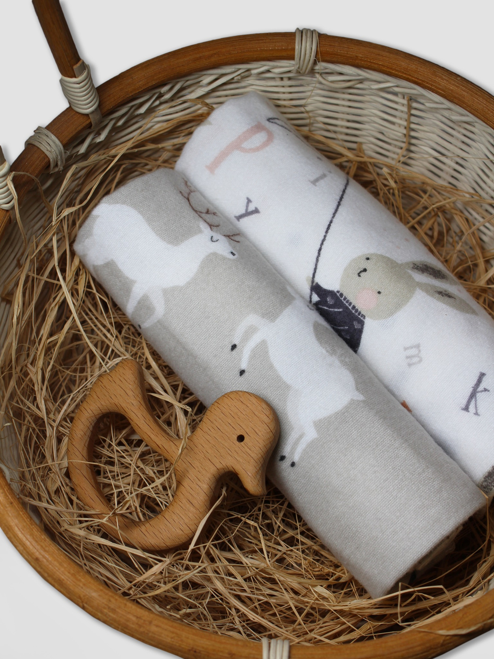 Комплект фланелевых пелёнок: Зайки и олени 90*130