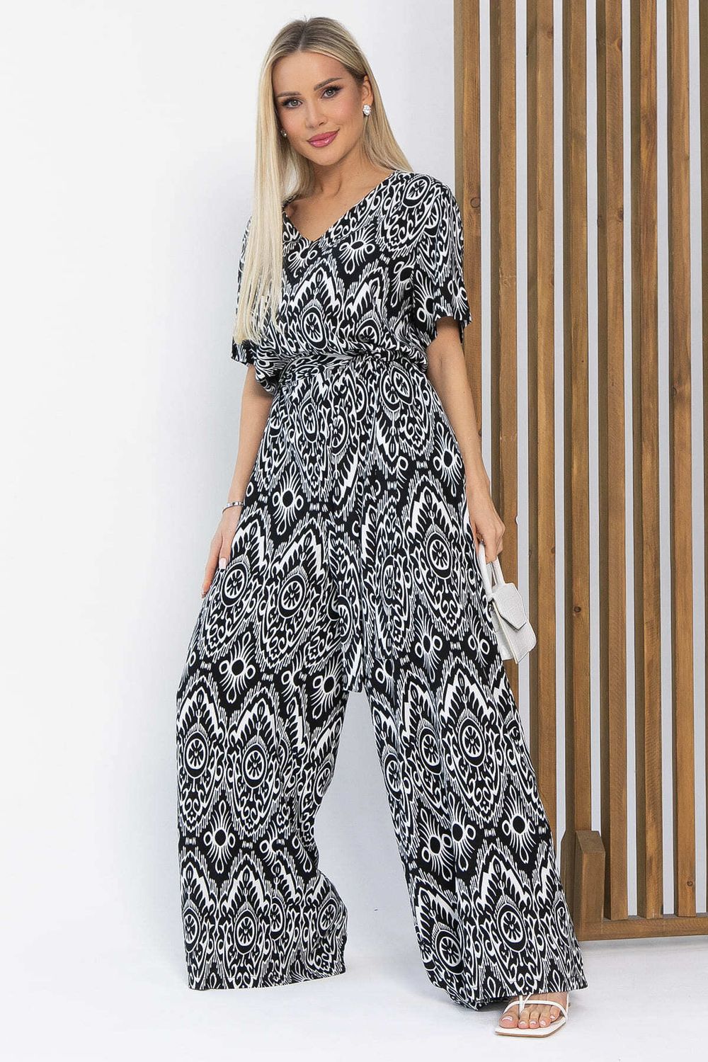 Комбинезон Сайрес (черно-белый) К13615-7М LT Collection