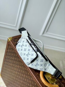Louis Vuitton Rush Bumbag