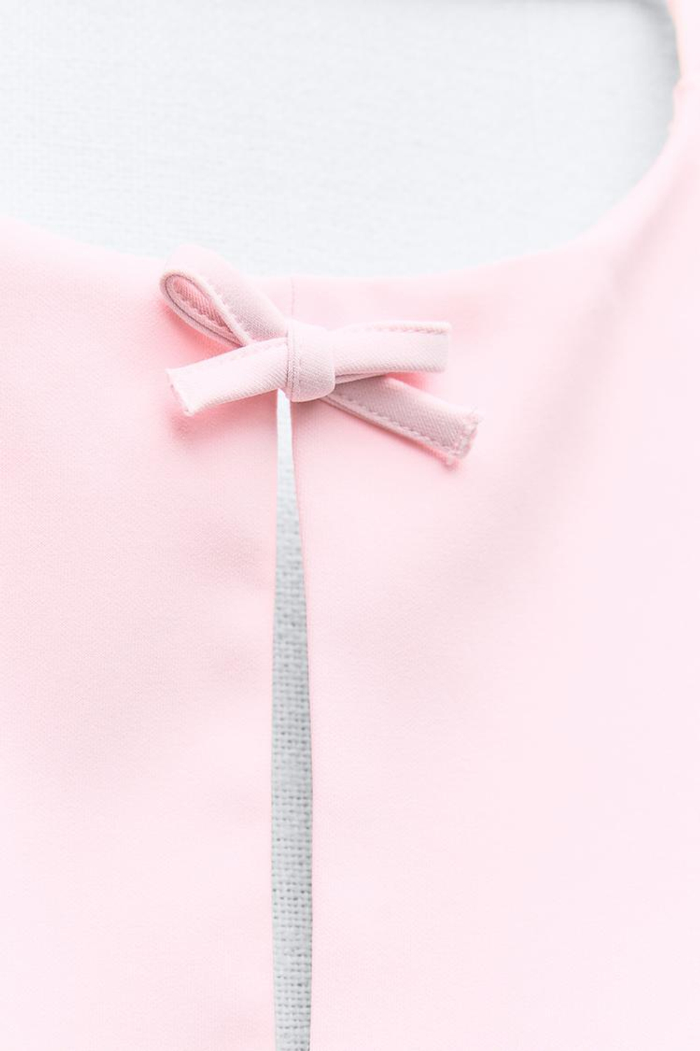 ZARA ТОП С ГОРЛОВИНОЙ ХАЛТЕР И БАНТАМИ, ПАСТЕЛЬНО-РОЗОВЫЙ