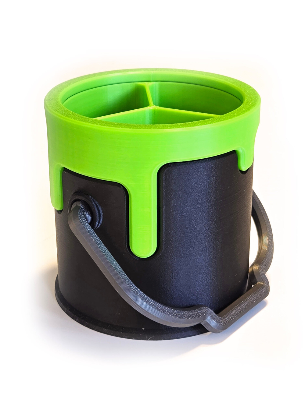 Карандашница "Ведро с краской", 9 см высота, 3D печать, черная с салатовым