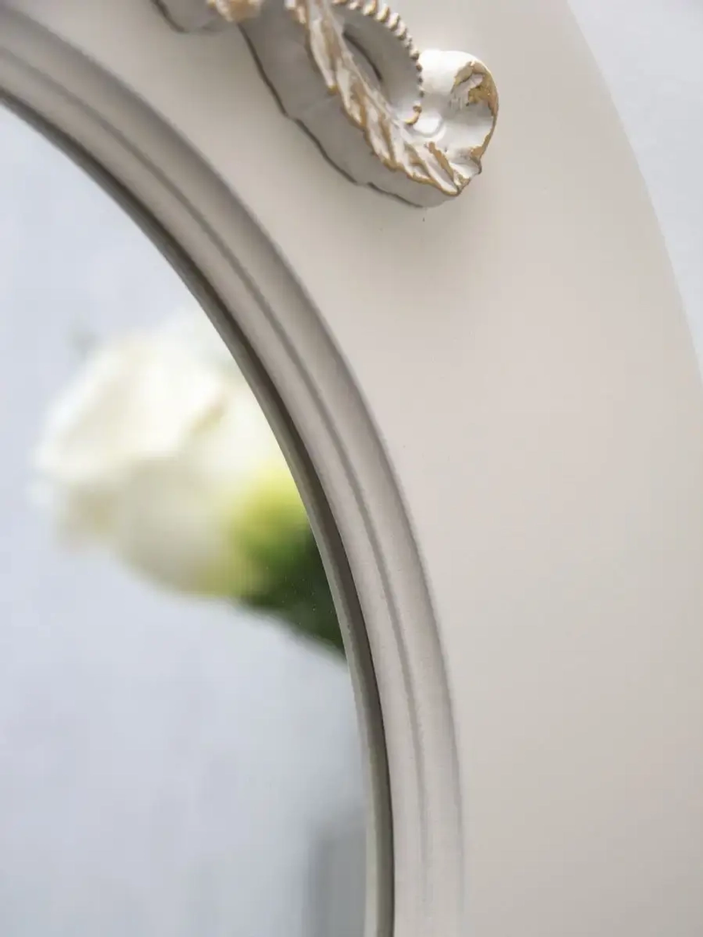 Зеркало настенное 48 см