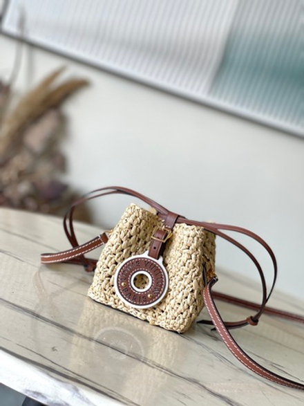 Louis Vuitton Noe Purse