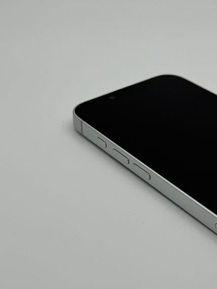 iPhone 16E 128gb White