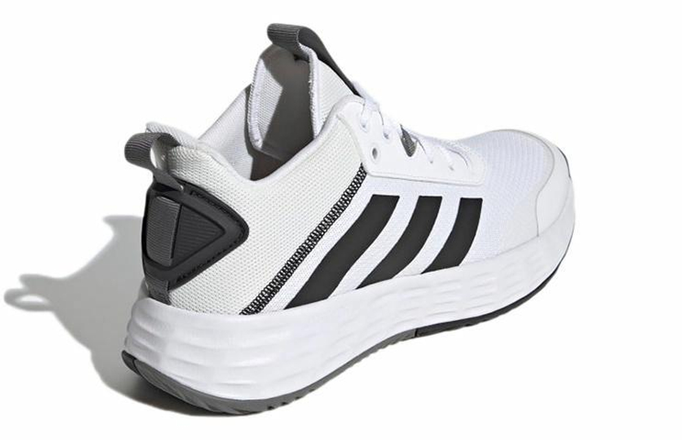 Кроссовки Adidas Ownthegame