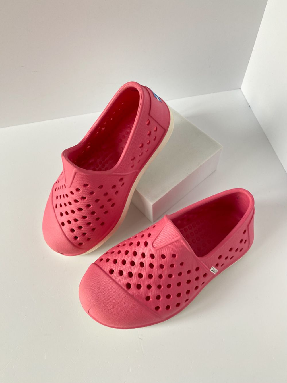 Резиновые туфли Toms, 24