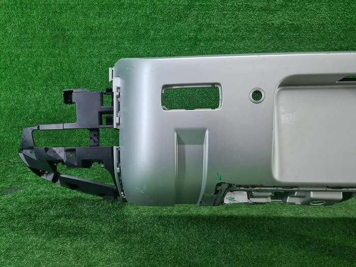 Бампер задний Land-Rover Defender 2 L663 (2019-н.в.)