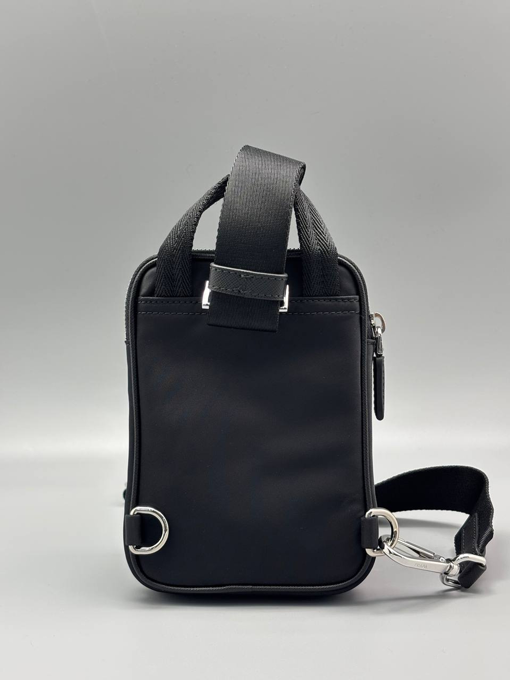 Сумка-мессенджер Prada