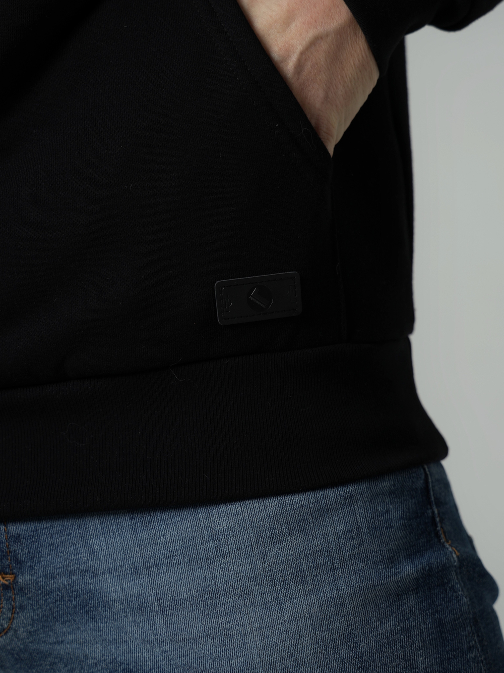 Худи руны черное Город Горький мужское