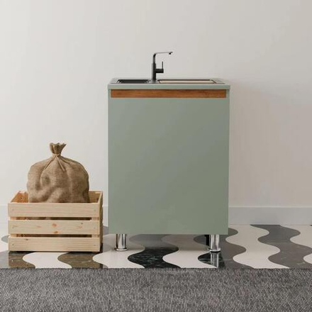 Кухонный модуль напольный под мойку 60 см Малага, с дубовой панелью, на ножках / зеленый самшит, массив дуба