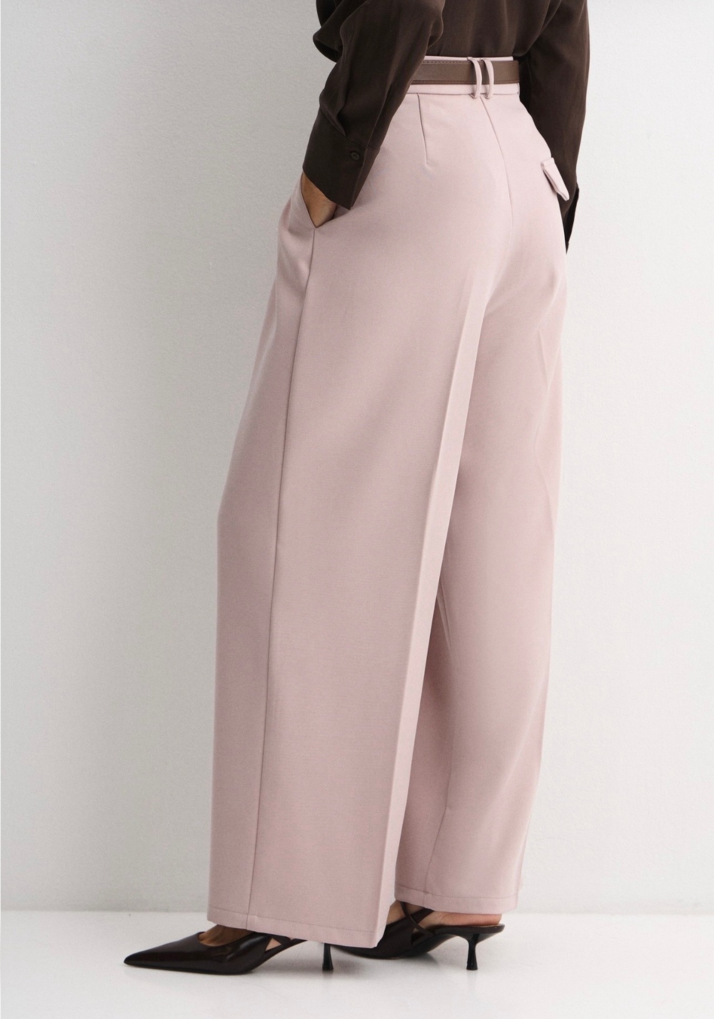 Брюки Almond с ремнем пыльная роза