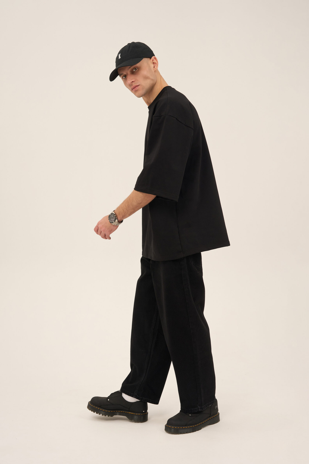 Футболка KUL'TURA "HYPERSIZE GOTH LOGO K" Черный