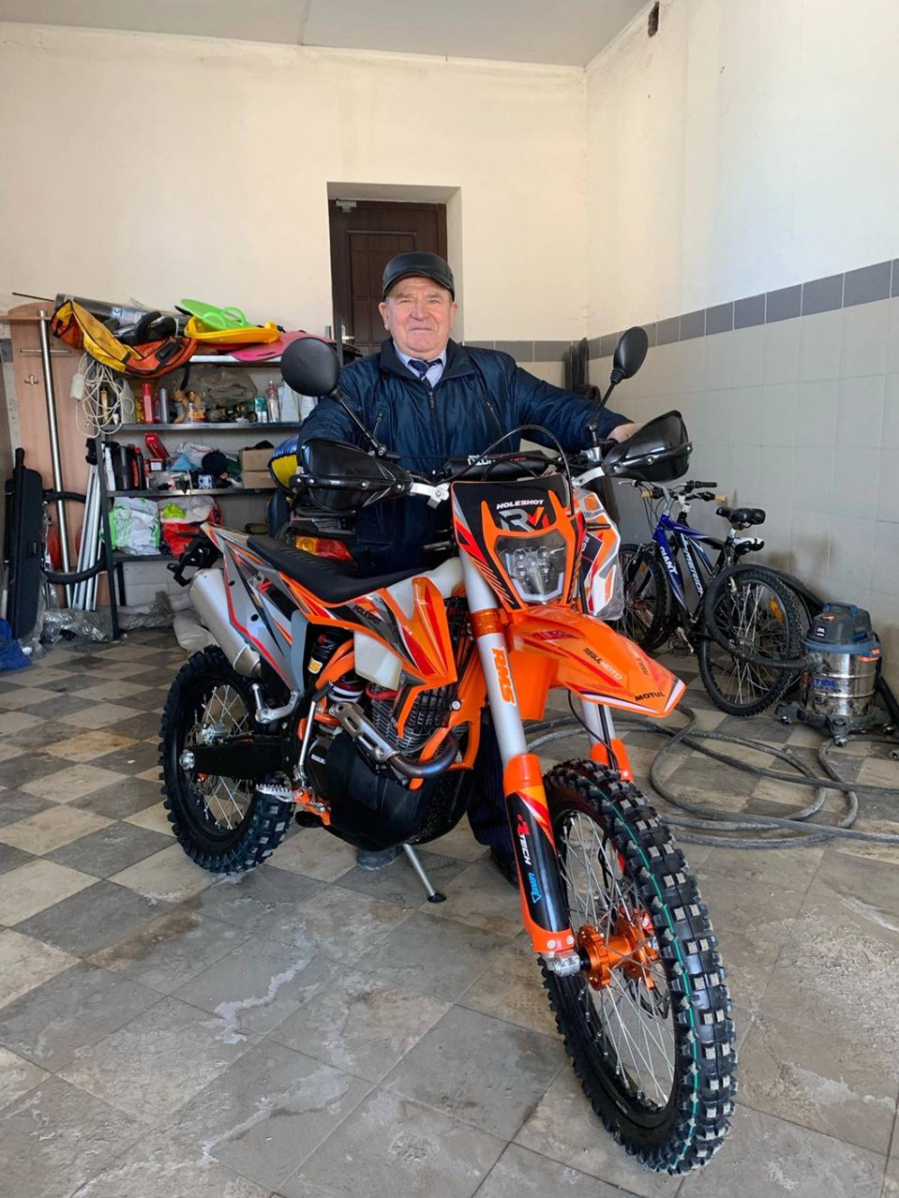 Мотоцикл эндуро Regulmoto Holeshot 300 21/18 ПТС