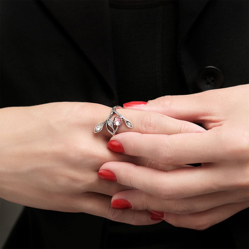 "Вишенка" кольцо из коллекции "Оттепель" от Jenavi