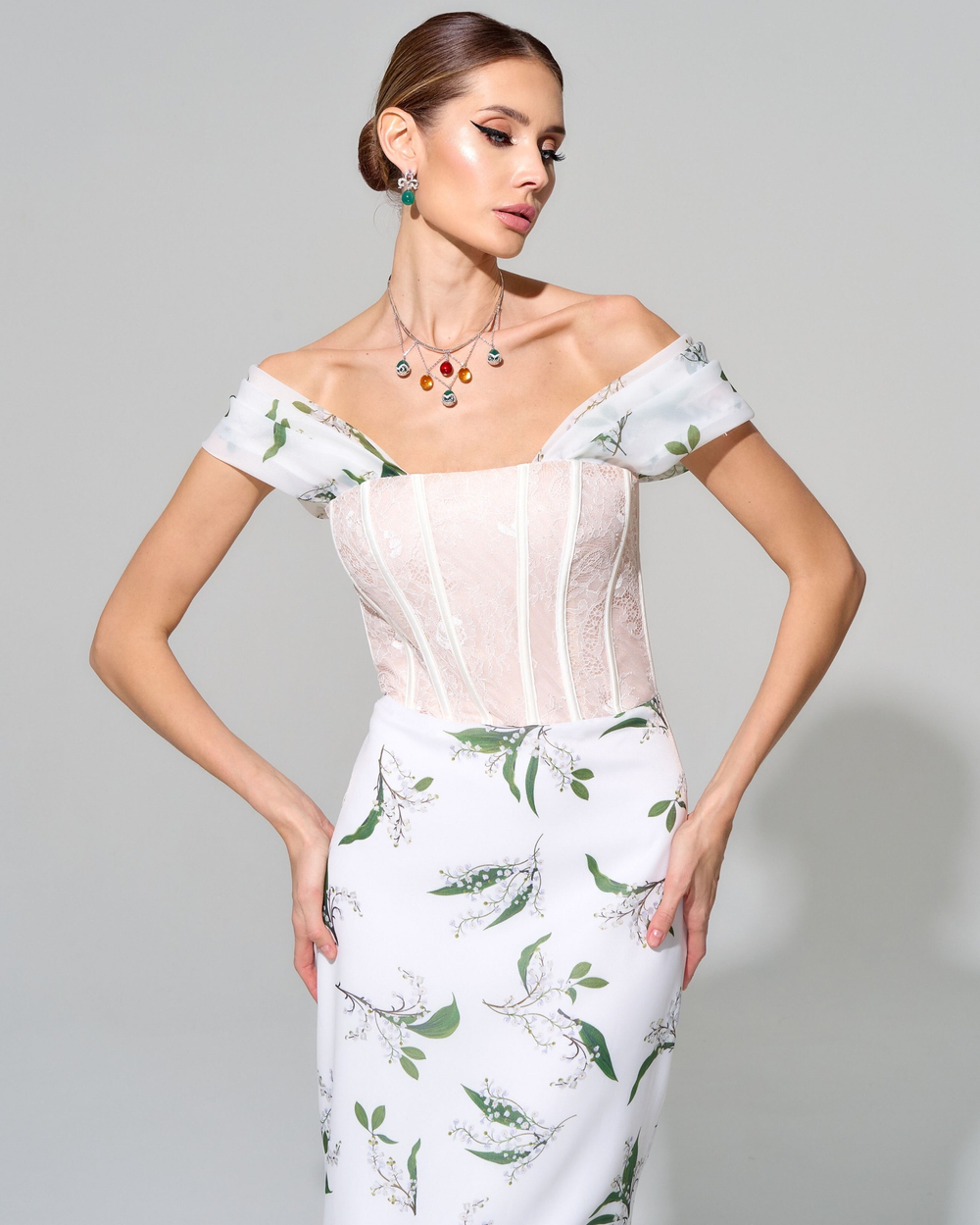 Корсетное платье Snowdrops
