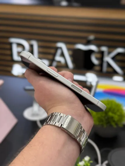Б/У Телефон iPhone 16 128Gb White 90% (HNG99L625H)