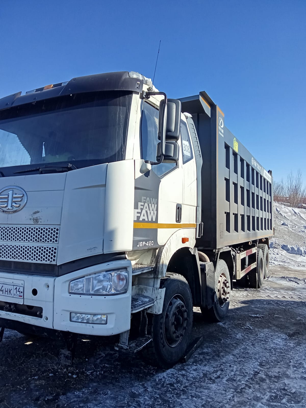 FAW J6 8x4 Самосвал СА3310Р66K24T4E5 (Дизельный, 11,1 л, 420 л.с., МТ)